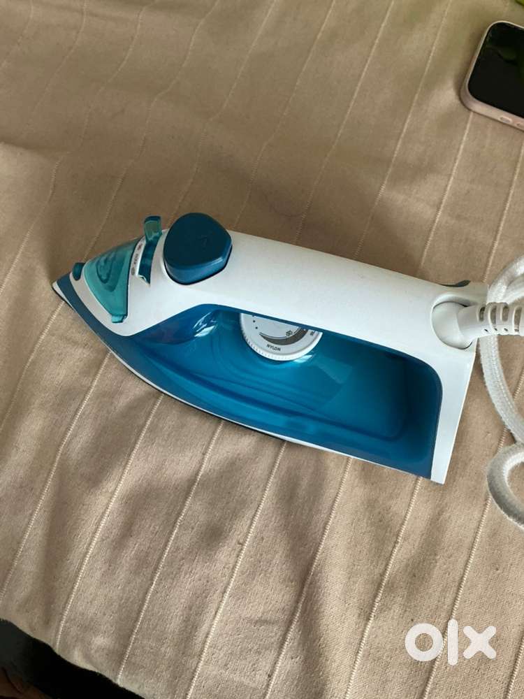 Phillips steam iron