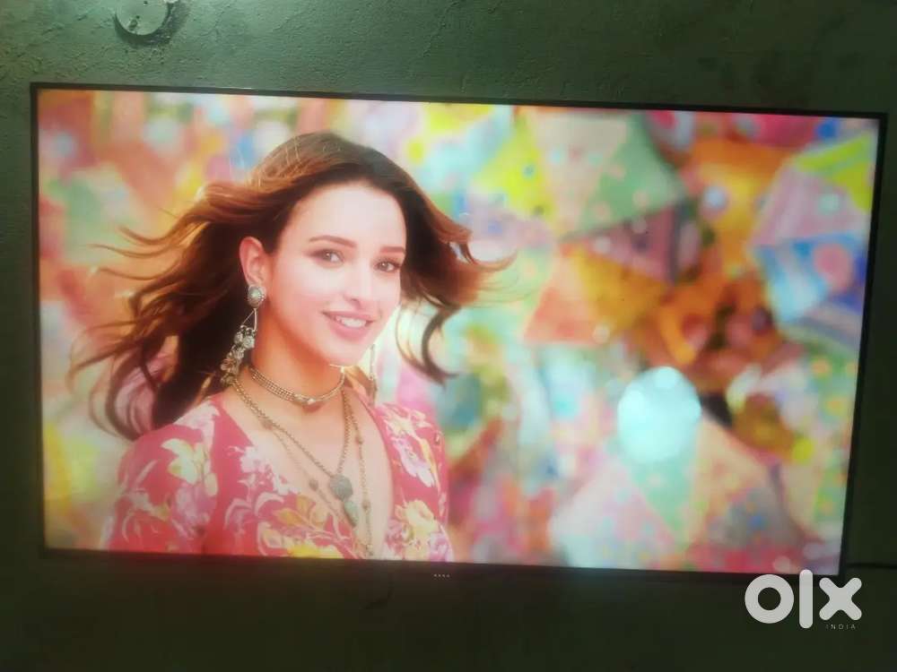 One + 55inch smart android 4k led tv bhut achi condition me h