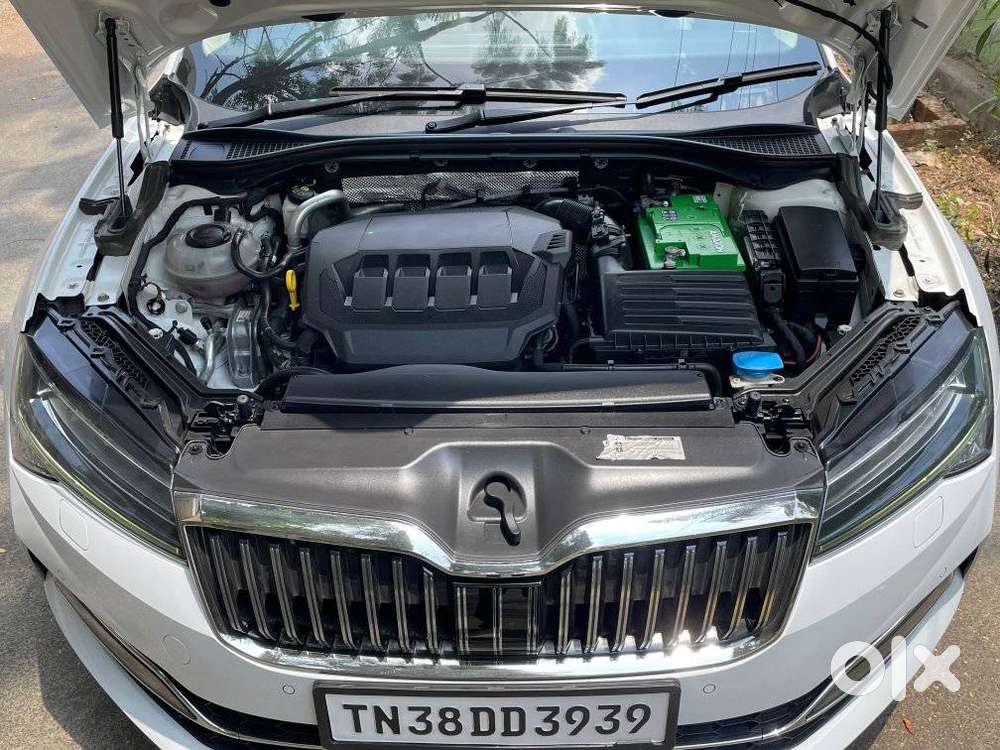 Skoda Superb 2.0 L&k Tsi At, 2023, Petrol