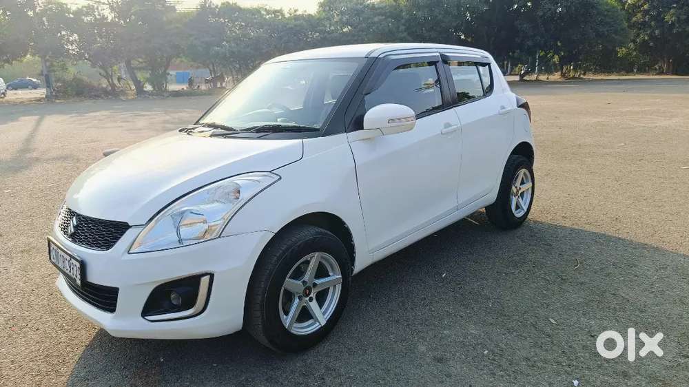 Maruti Suzuki Swift Vxi 2015 Manual With Alloy And Projector Head Lamp