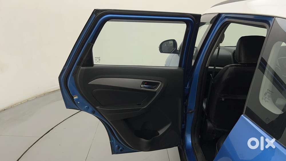 Maruti Suzuki Vitara Brezza Zdi+ Dual Tone Mt, 2016, Diesel