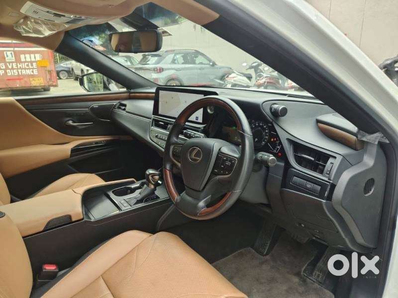 Lexus Es 300h, 2023, Petrol