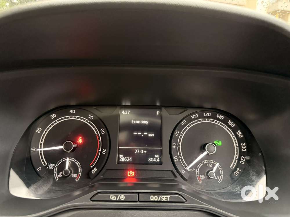 Skoda Kushaq 1.0 Tsi Style At, 2022, Petrol