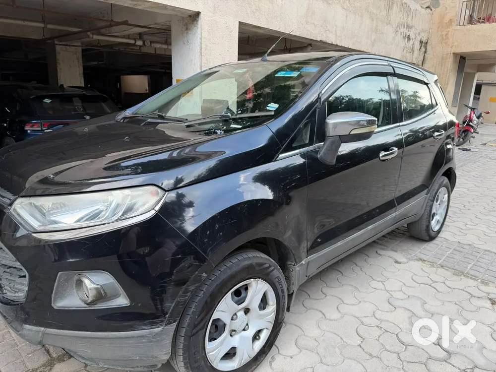Good Condition Black Ford Ecosport Cng Fiitted