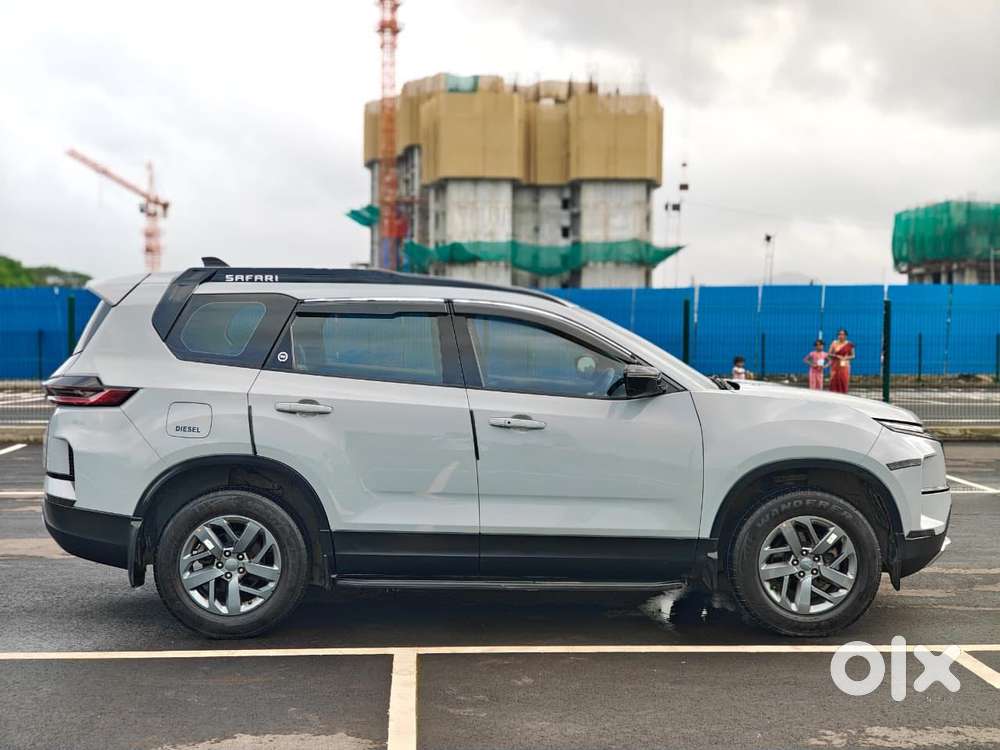 Tata Safari Pure Plus S, 2024, Diesel