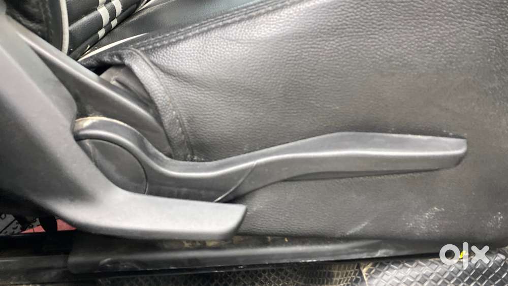 Maruti Suzuki Swift 2018 Zxi Plus, 2020, Petrol