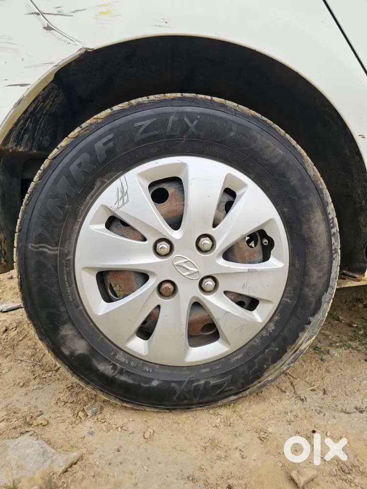 Hyundai I10 2012 Petrol Good Condition With Cng Fitted On Paper