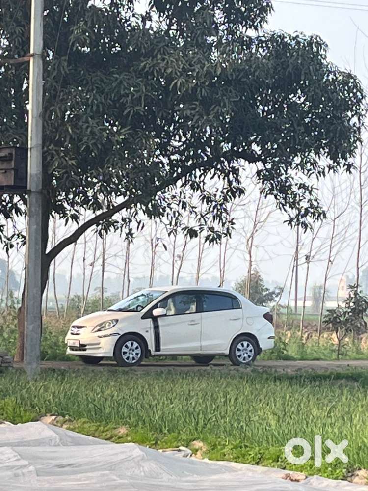 Honda Amaze 2014 Petrol Well Maintained