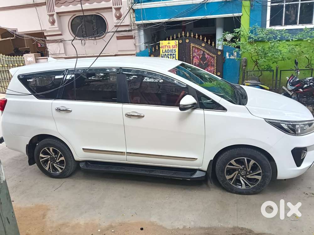 Toyota Innova Crysta 2.4 G Mt 8s, 2021, Diesel