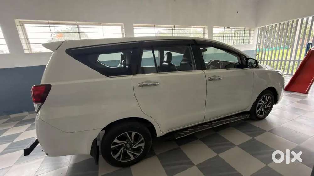 Toyota Innova Crysta 2022 Diesel Manual, Contact No.