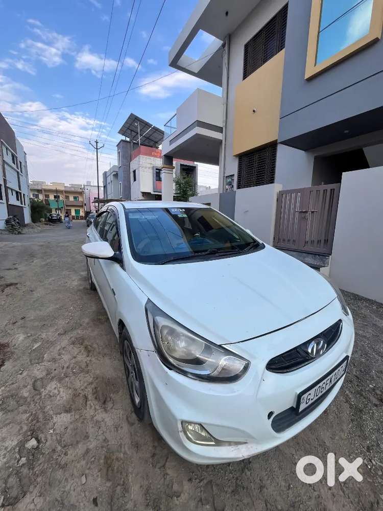Hyundai Verna 2013 Diesel Well Maintained 24km Mileage Super Condition