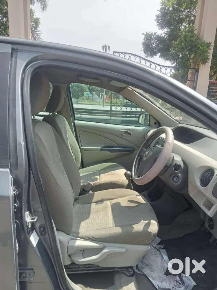 Toyota Etios Liva 2014