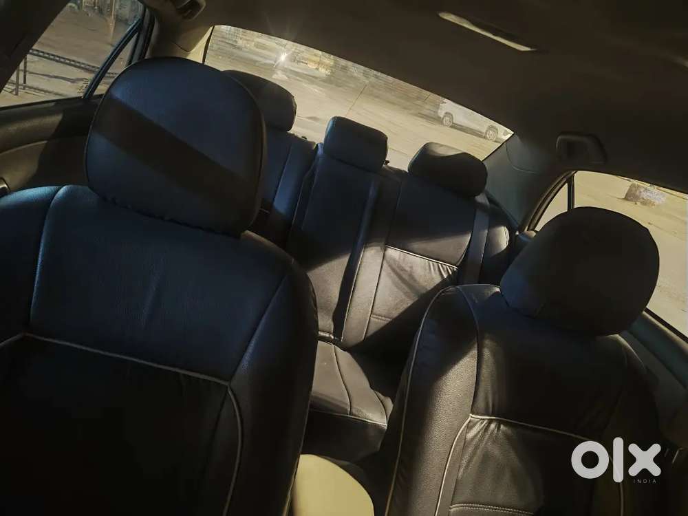 Toyota Corolla Altis 2011 Diesel Well Maintained