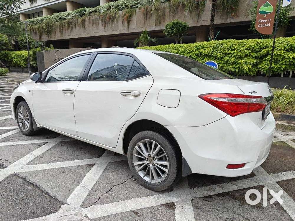 Toyota Corolla Altis 2013-2017 Vl At, 2015, Petrol