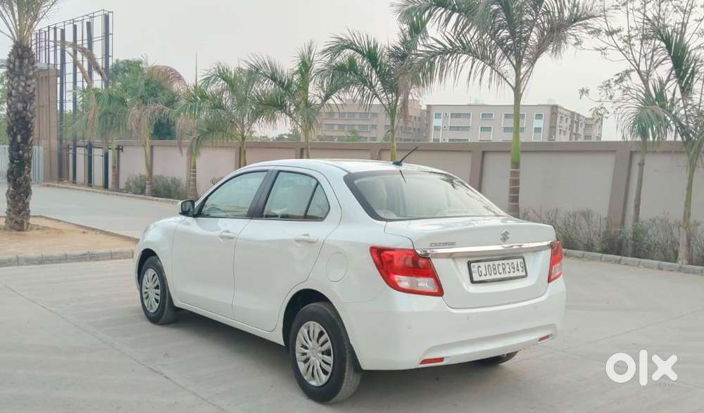 Maruti Suzuki Dzire 1.2 Vxi, 2023, Petrol