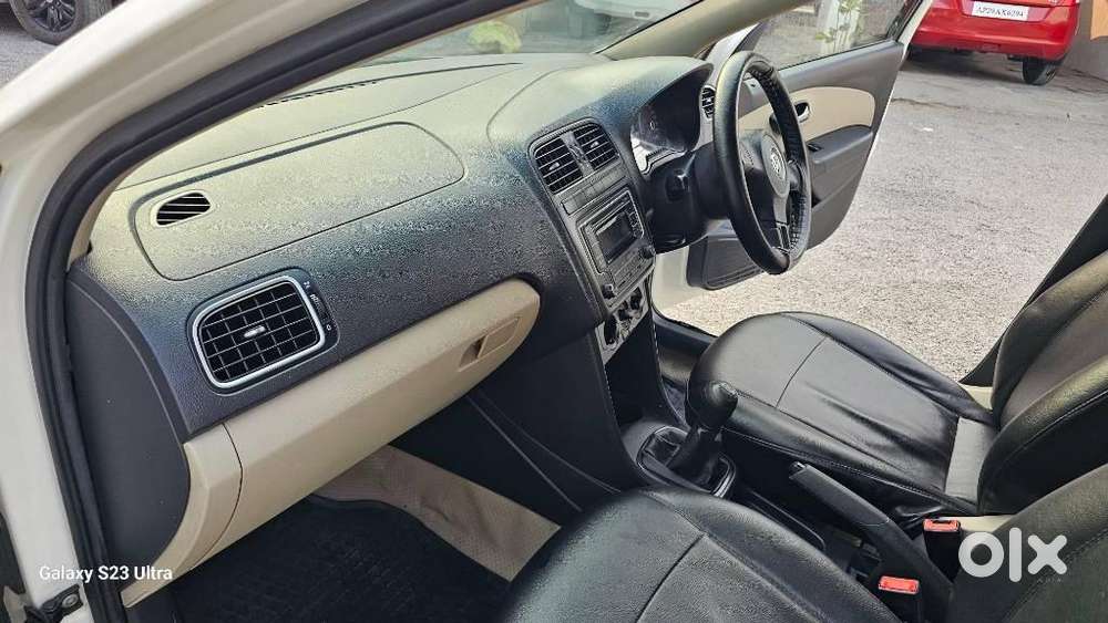 Volkswagen Polo 2009-2013 Comfortline Breeze, 2014, Petrol