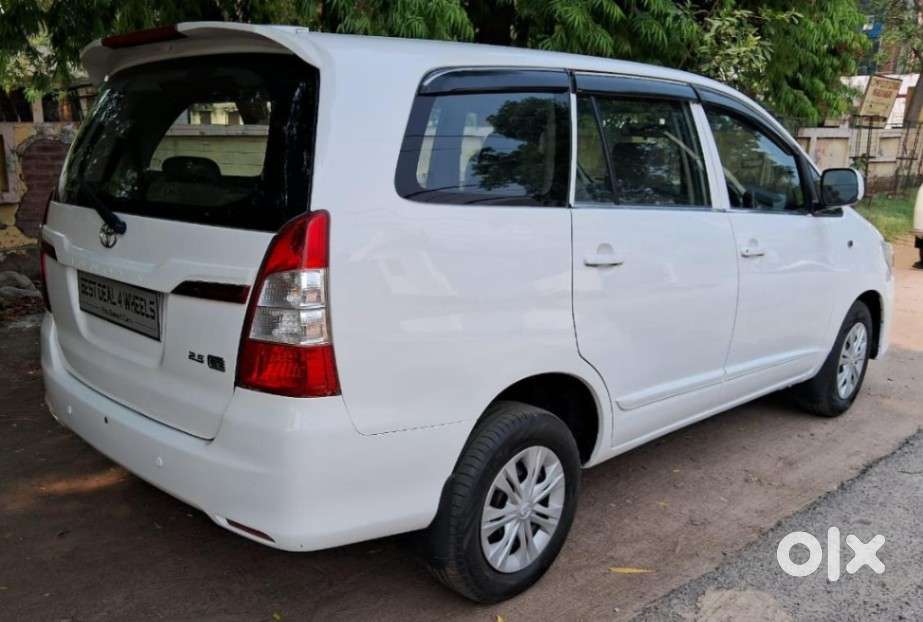 Toyota Innova 2.5 G (diesel) 7 Seater, 2015, Diesel