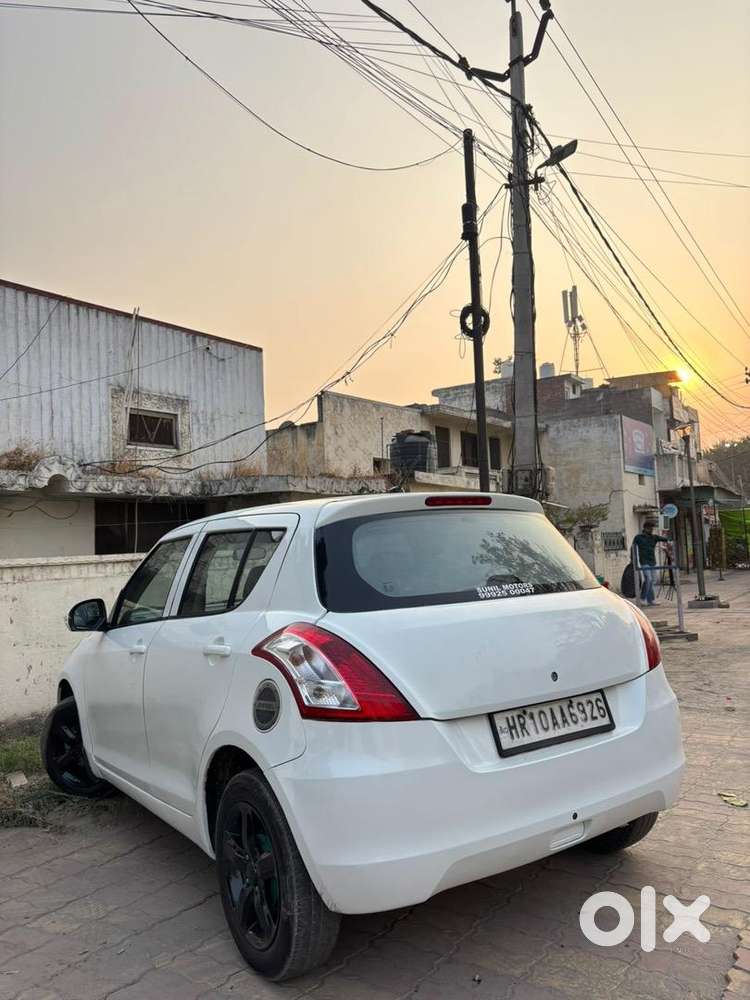 Maruti Suzuki Swift 2016