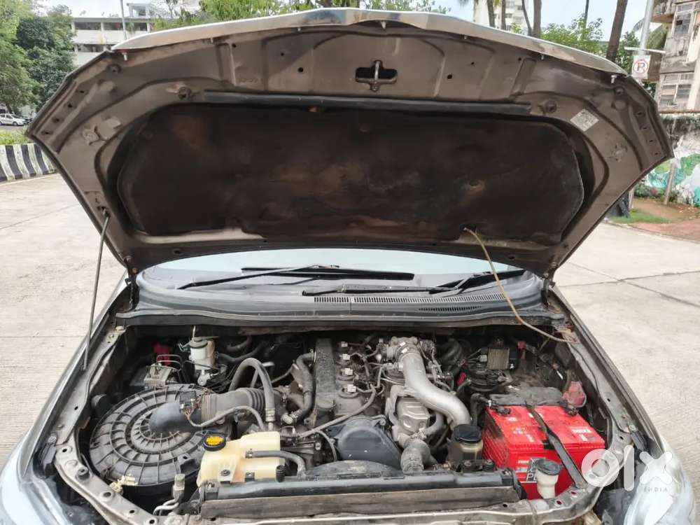 Toyota Innova V Diesel 2015