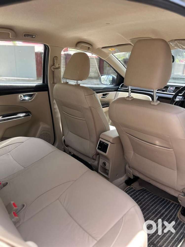 Maruti Suzuki Ciaz 1.5 Alpha Shvs Mt, 2017, Petrol