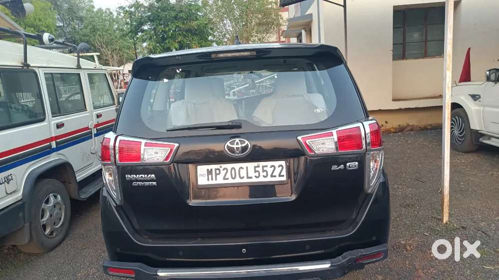 Toyota Innova Crysta 2021 Diesel 90000 Km Driven