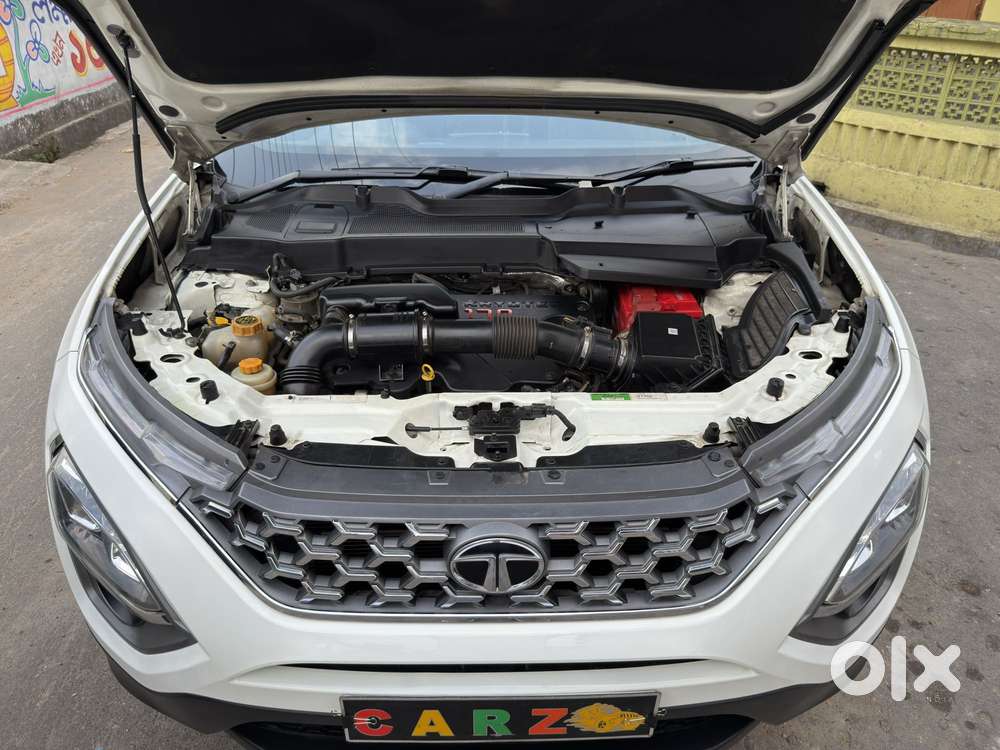 Tata Safari Pure, 2023, Diesel