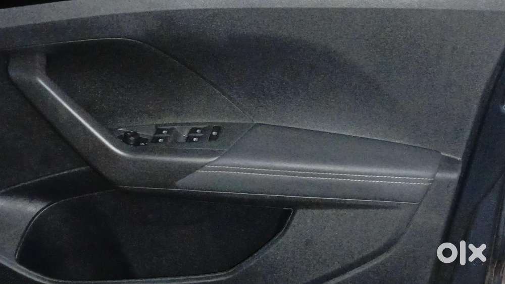 Volkswagen Taigun 1.0 Tsi Highline At, 2024, Petrol