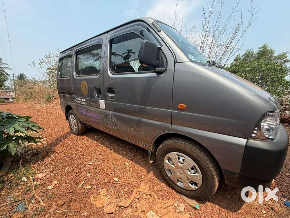 Maruti Suzuki Eeco 2025 Cng & Hybrids 2200 Km Driven