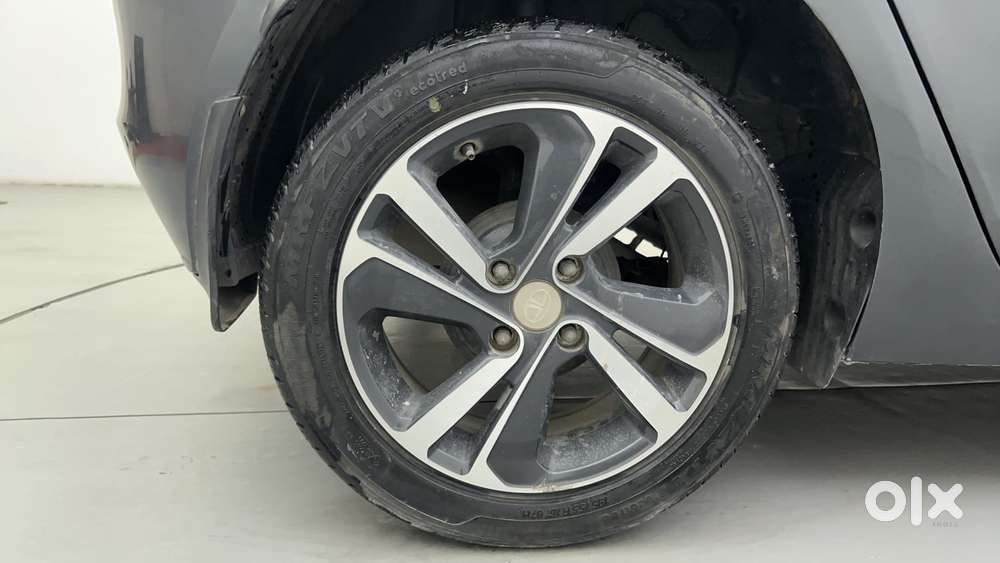 Tata Altroz Xz, 2021, Petrol