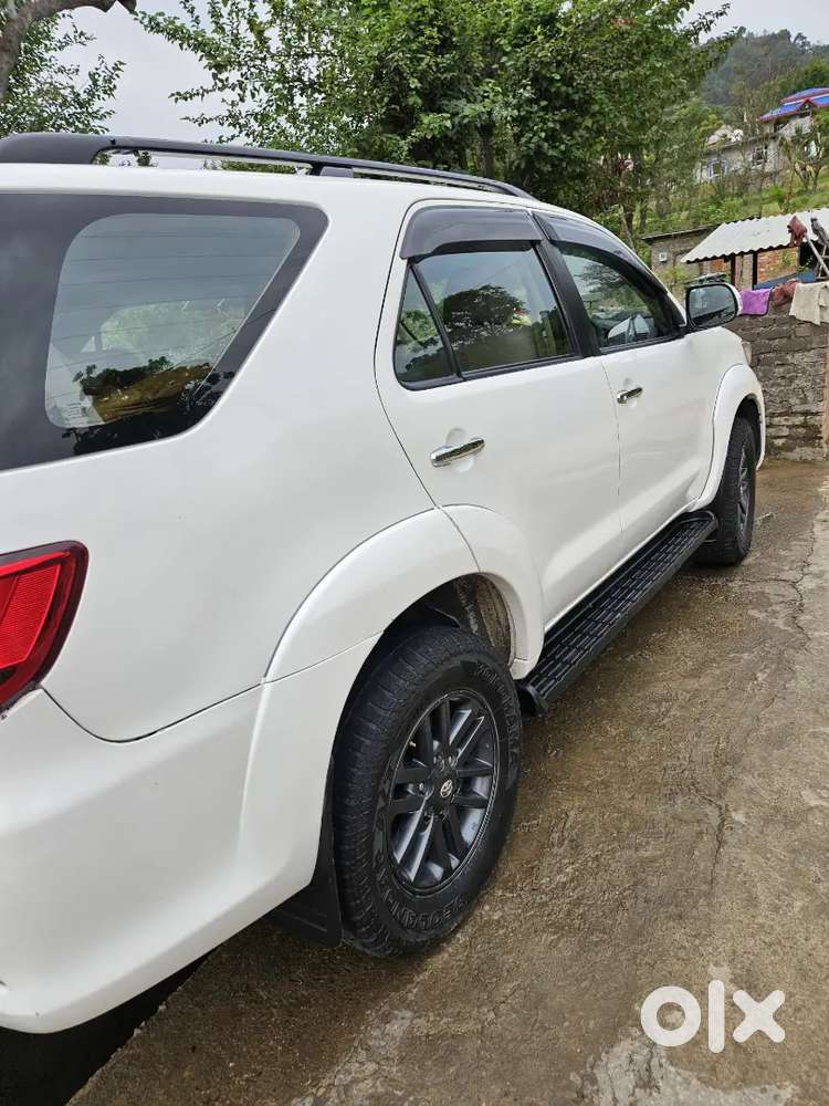 Toyota Fortuner 2015 Diesel 163000 Km Driven
