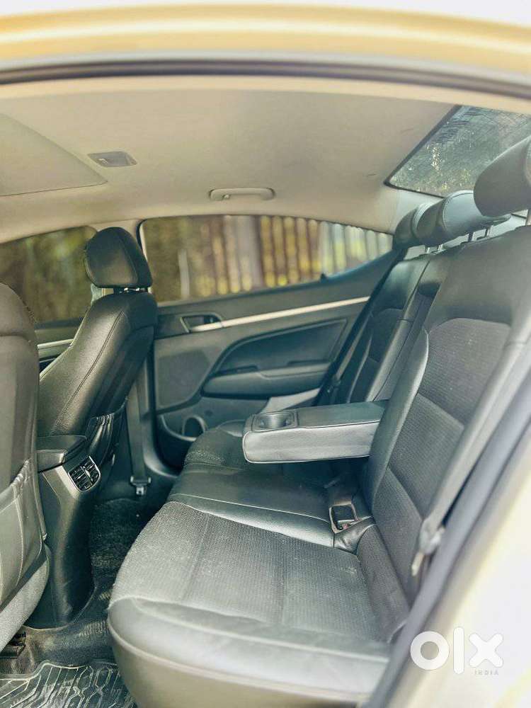 Hyundai Elantra 1.6 Sx Option, 2017, Petrol