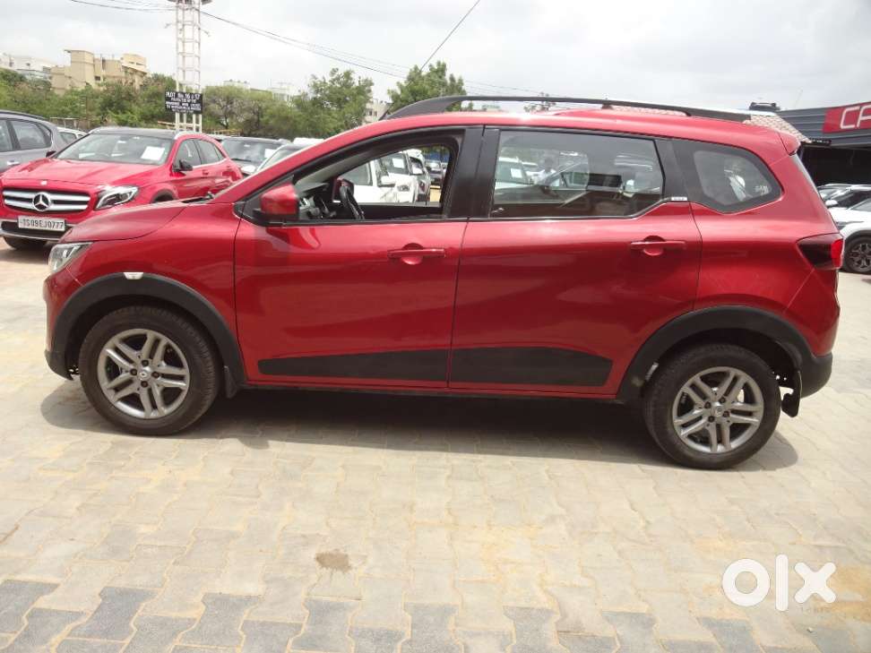 Renault Triber Rxz, 2021, Petrol