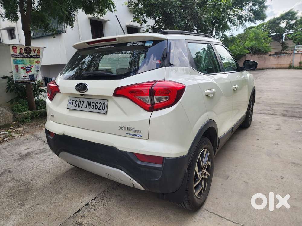Mahindra Xuv300 W8 Option Diesel, 2022, Diesel