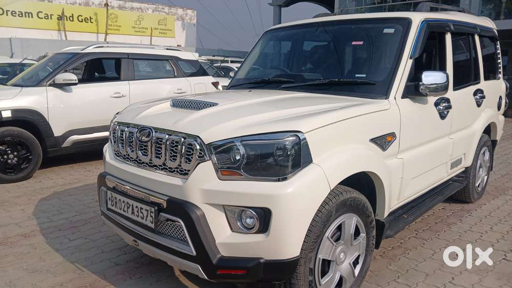 Mahindra Scorpio S6 Plus, 2017