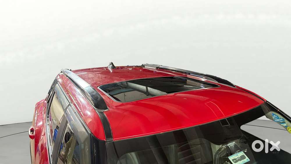 Mahindra Xuv300 W6, 2023, Petrol
