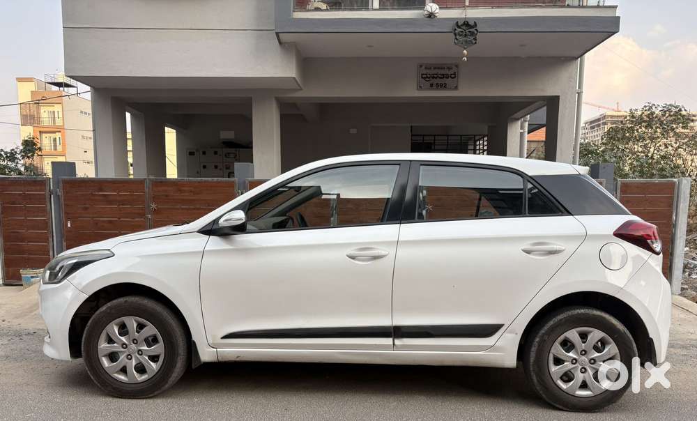 Hyundai I20 2015-2017 Sportz 1.2, 2017, Petrol