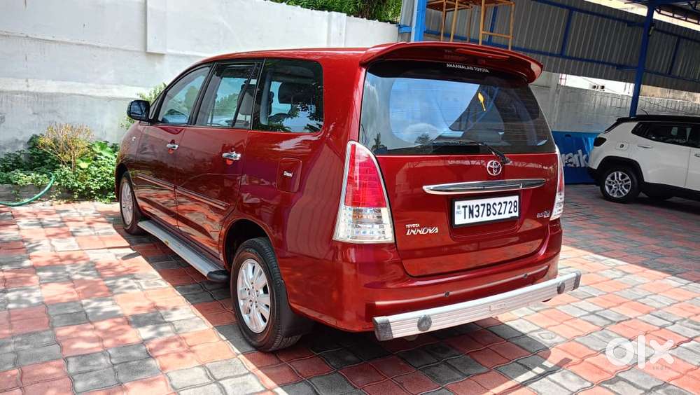 Toyota Innova 2.5 V 7 Str, 2011, Diesel