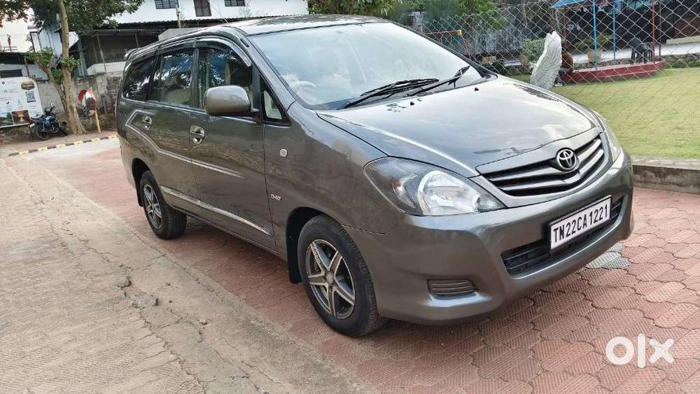Toyota Innova 2.5 G (diesel) 7 Seater, 2011, Diesel