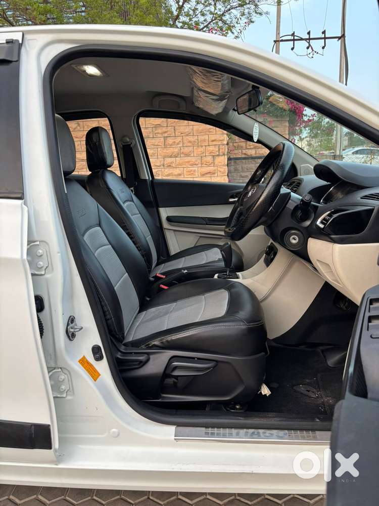 Tata Tiago 1.2 Revotron Xza, 2022, Petrol