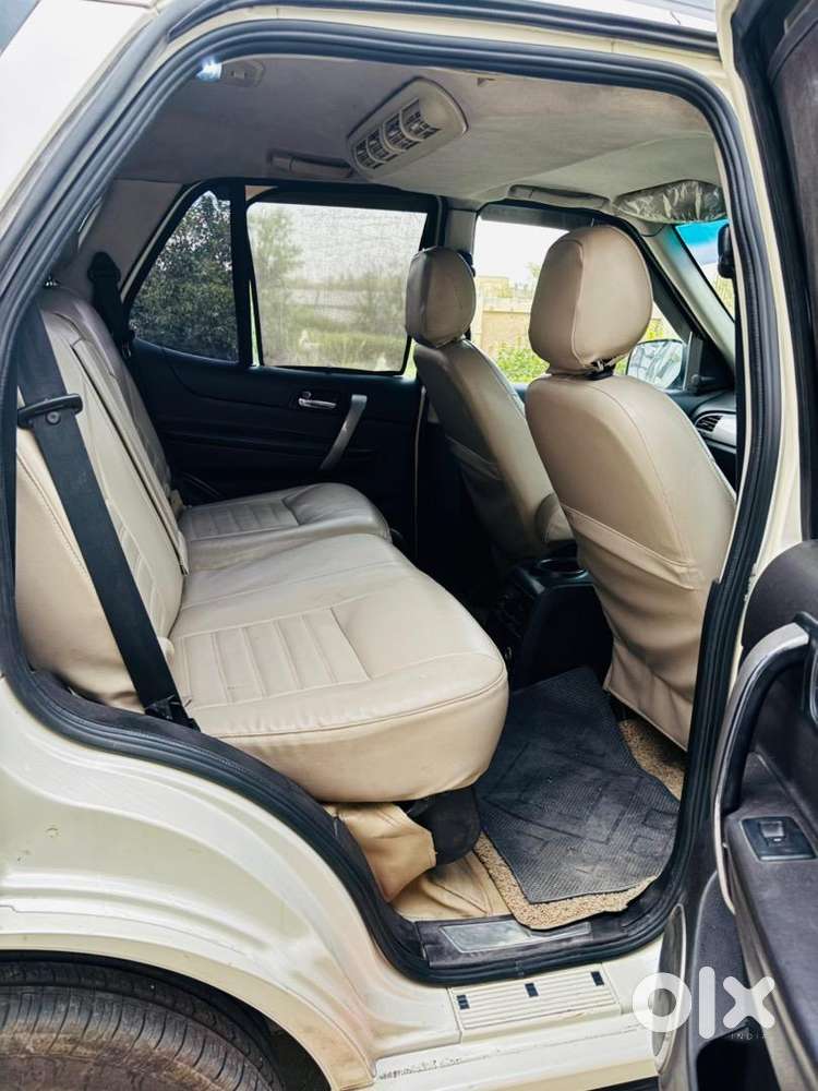 Tata Safari Storme 2018