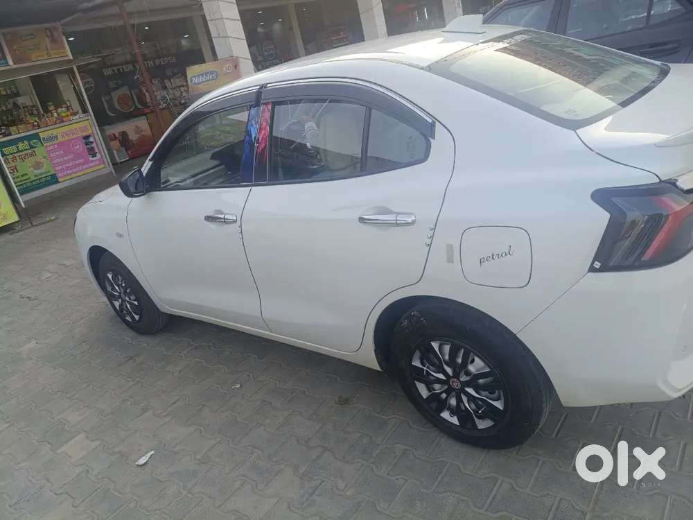 Maruti Suzuki Swift Dzire 2025 Petrol 38450 Km Driven