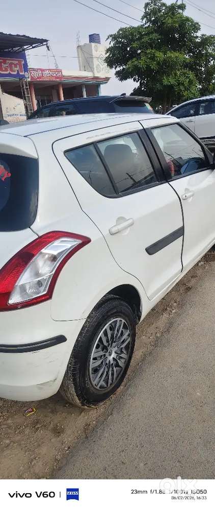 Maruti Suzuki Swift 2021 Vxi