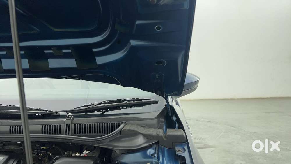 Skoda Slavia Style 1.0l Tsi At, 2023, Petrol
