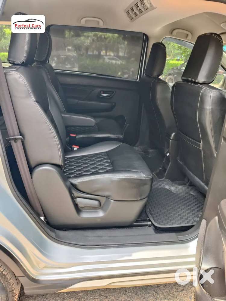 Maruti Suzuki Xl6 1.5 Zeta At, 2022, Petrol