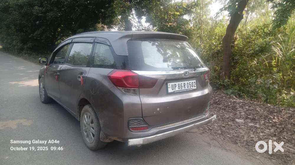 Honda Mobilio 2015 Diesel 99000 Km Driven