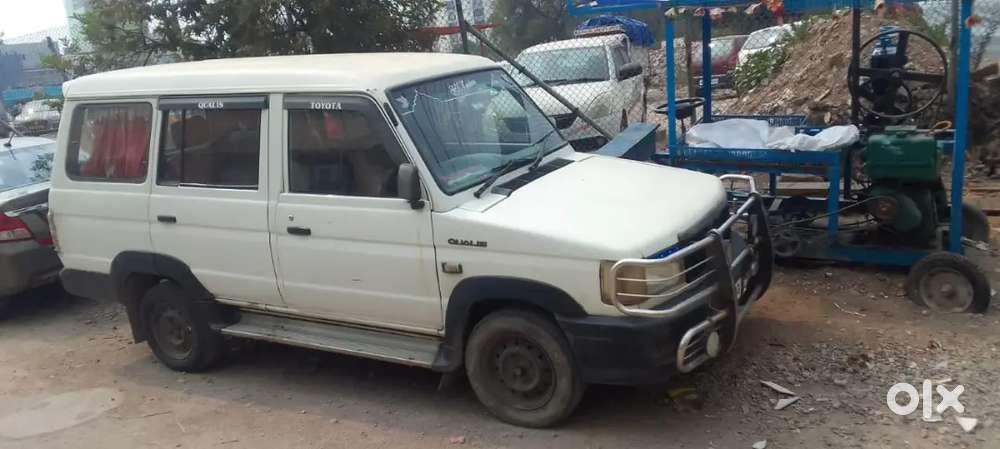 Toyota Qualis 2.4 D 2004