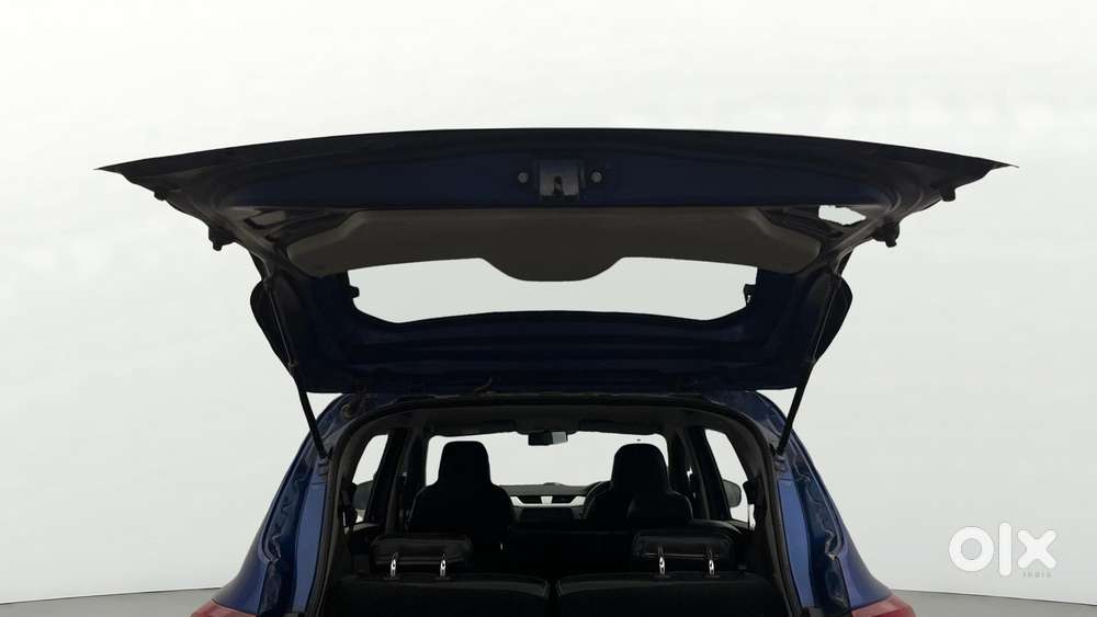 Renault Triber Rxz, 2021, Petrol