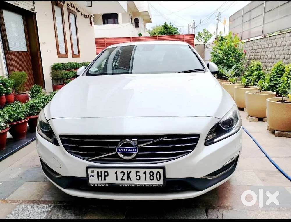 Volvo Car S60 D4 Momentum New Condition 1st Owner Less Driven Car