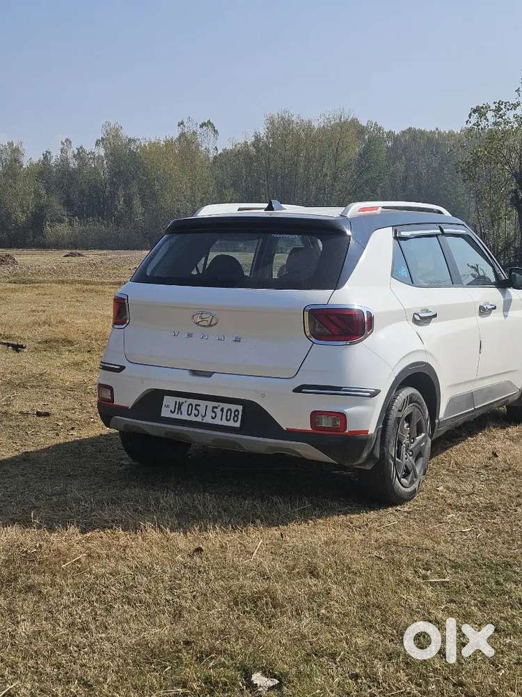 Hyundai Venue 2020 Car Available