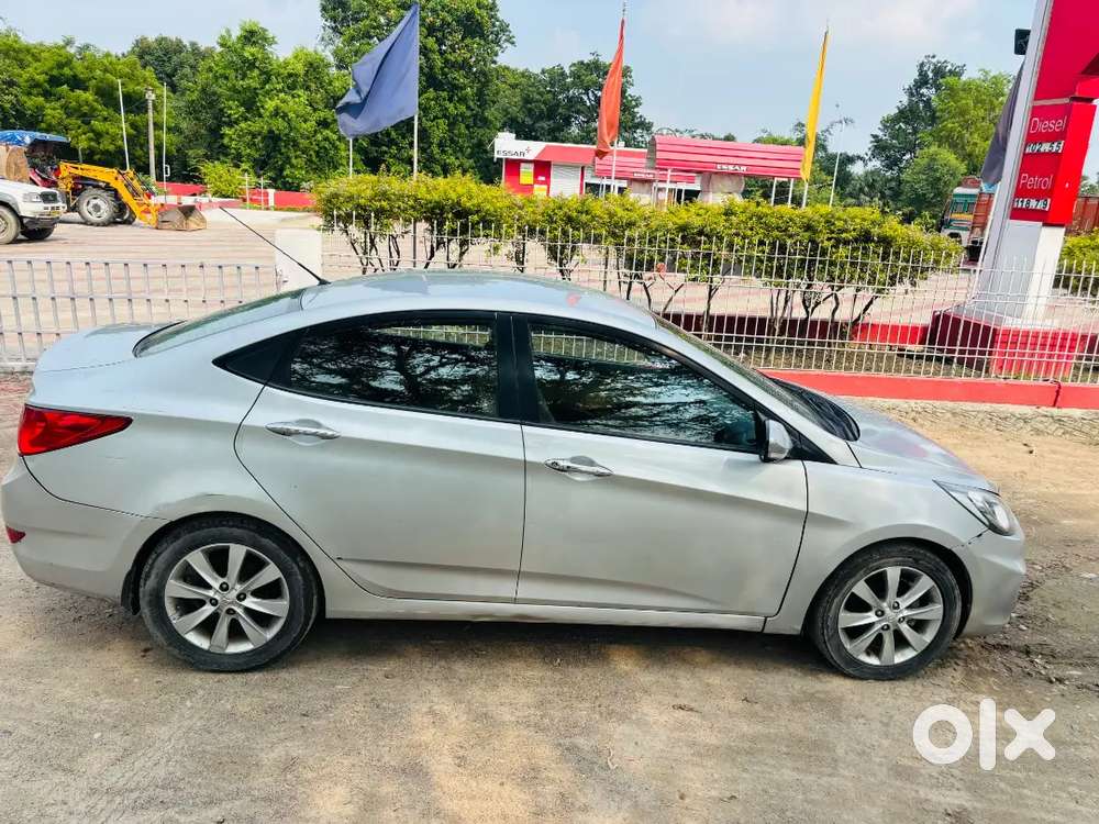 Hyundai Verna 2012 Car